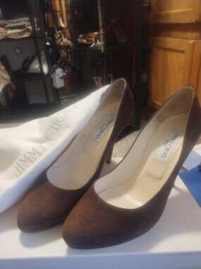 Jimmy Choo suede pump